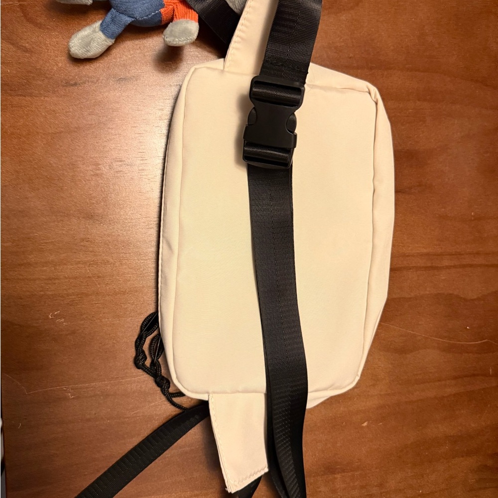 Multicolor Crossbody Bag with Toy - Picture 4 of 5